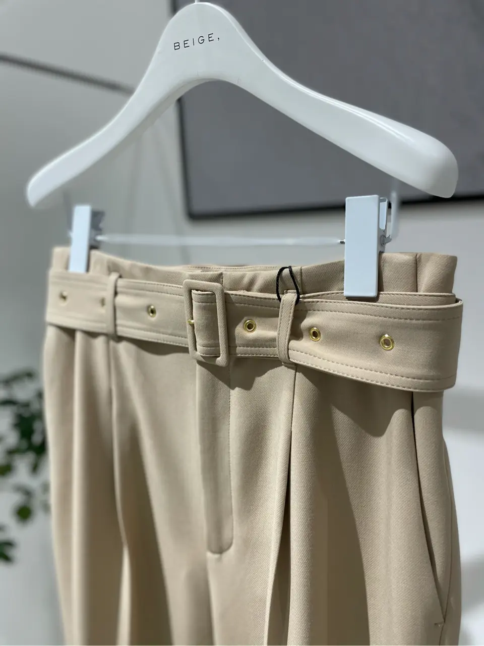 BEIGE， 小泉 コーディネート画像