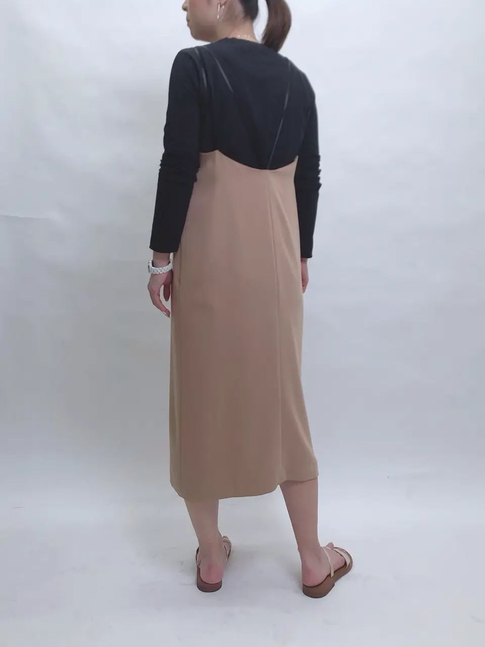 BEIGE， 宮坂 コーディネート画像