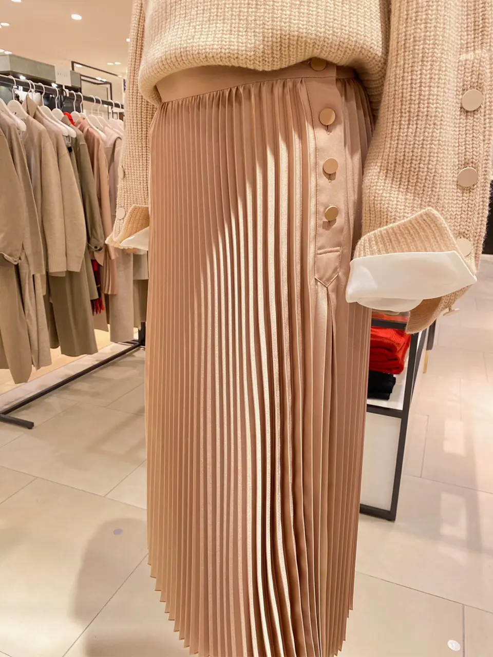 BEIGE， スタッフ コーディネート画像