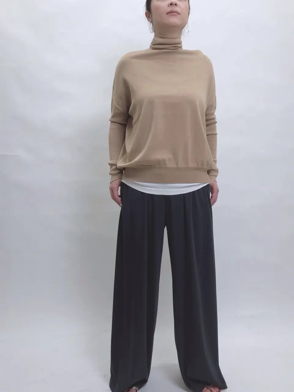  宮坂 コーディネート画像