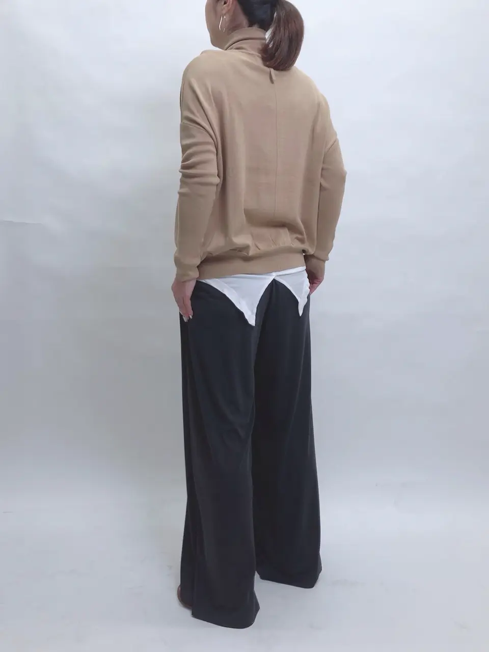 BEIGE， 宮坂 コーディネート画像