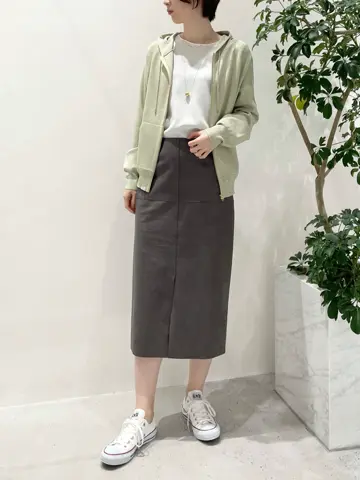 BEIGE， 小泉 コーディネート画像