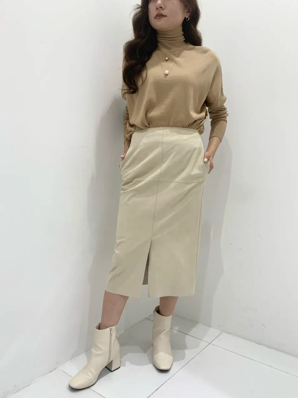 BEIGE， アライ コーディネート画像