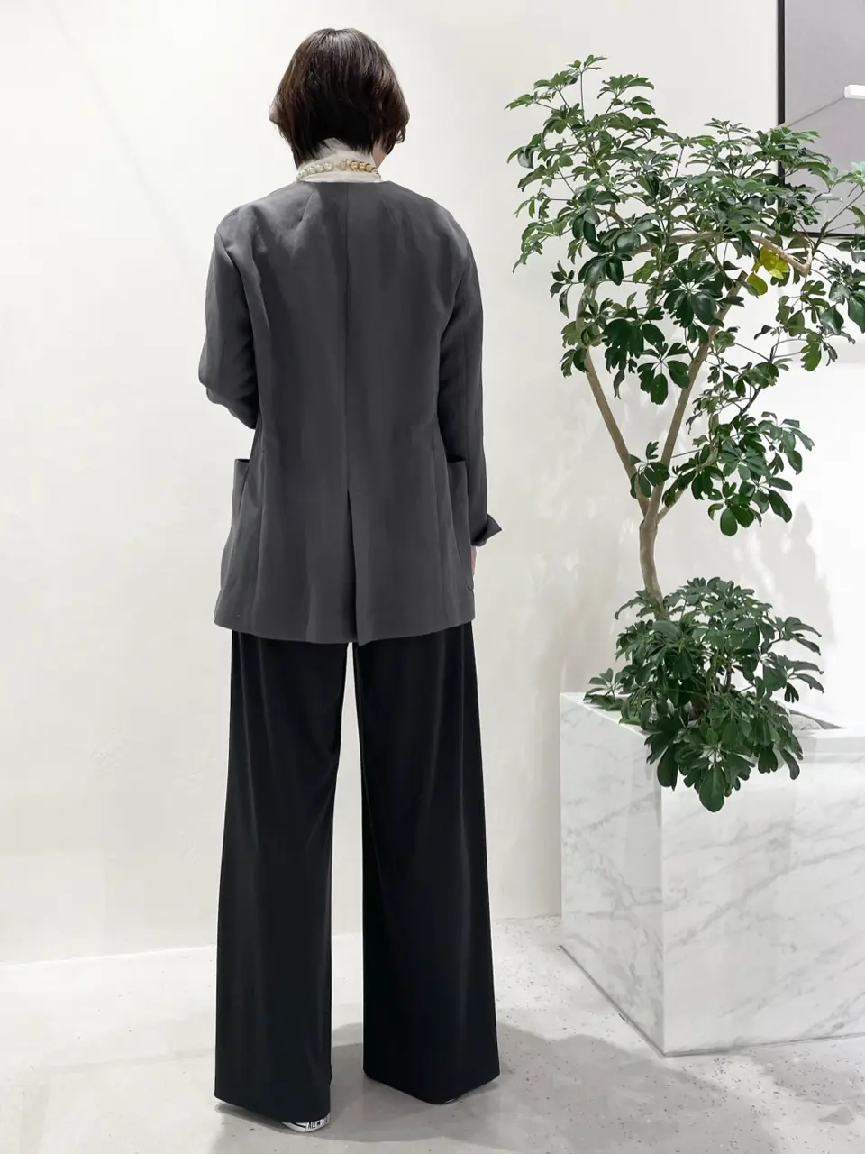 BEIGE， 小泉 コーディネート画像