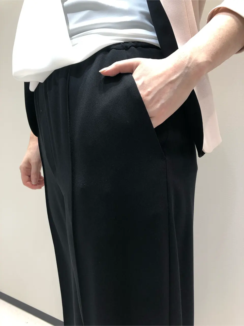 BEIGE， 藤木 コーディネート画像