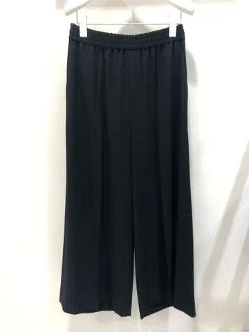 BEIGE， 藤木 コーディネート画像