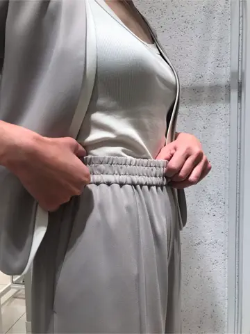 BEIGE， 柴田 コーディネート画像