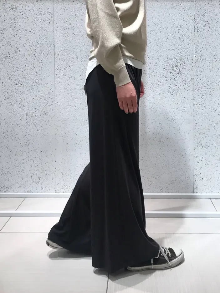 BEIGE， 柴田 コーディネート画像