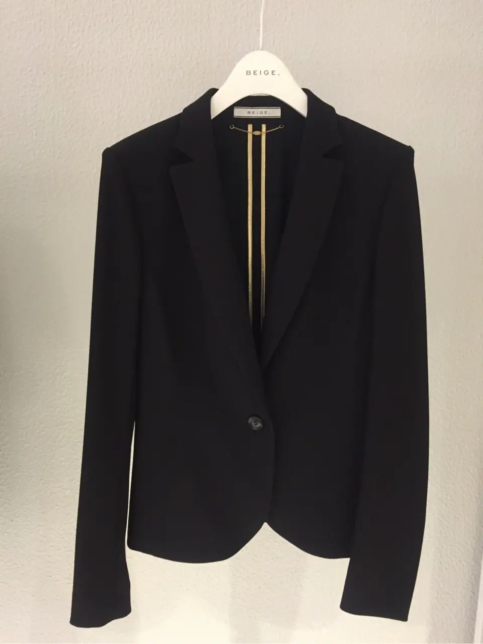 BEIGE， スタッフ コーディネート画像