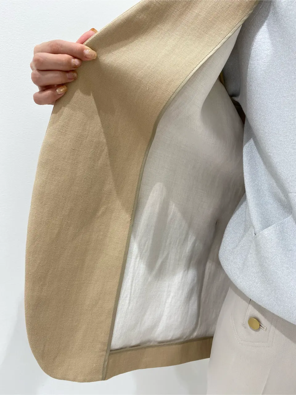 BEIGE， 田村 コーディネート画像