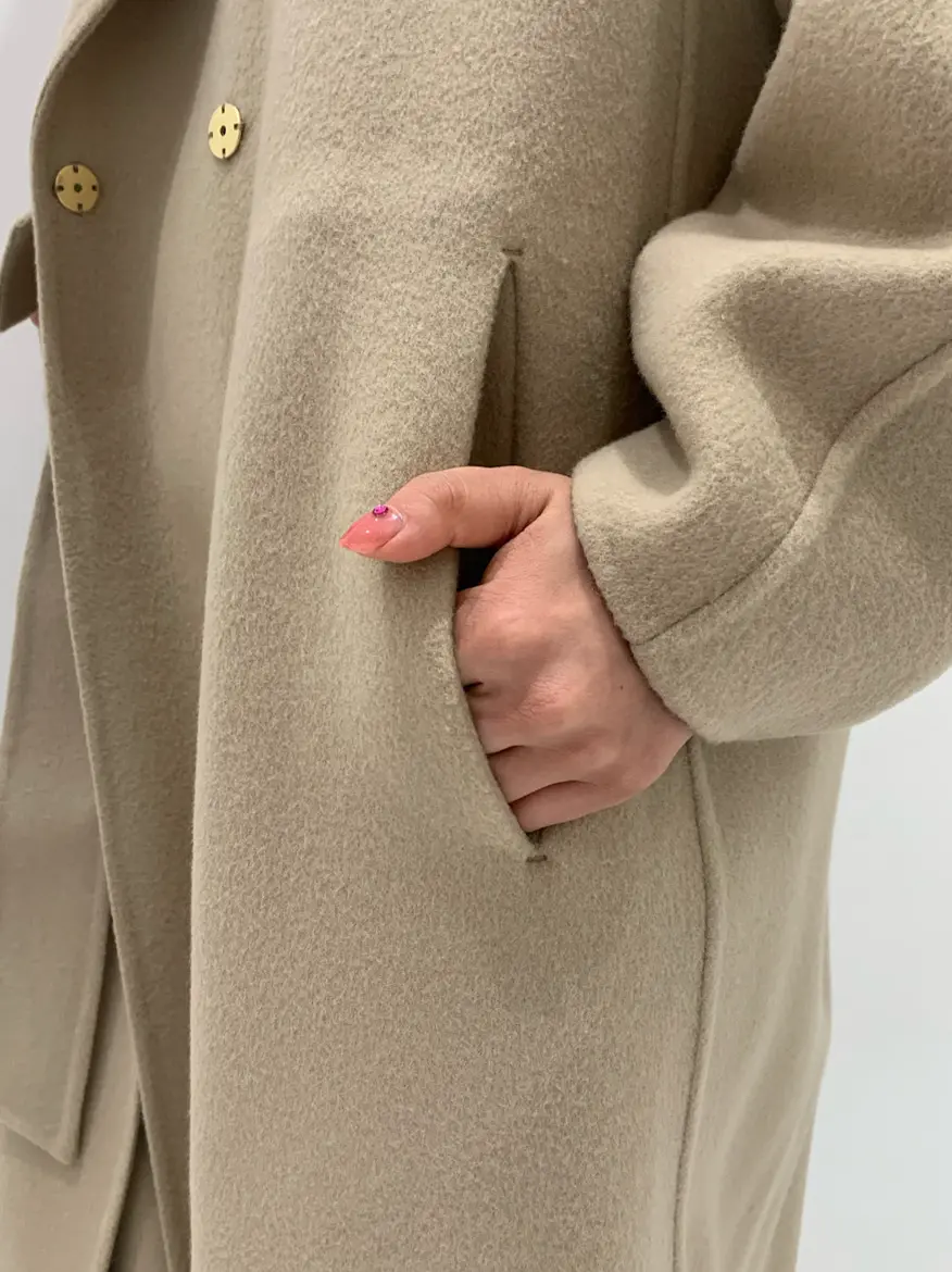 BEIGE， アライ コーディネート画像