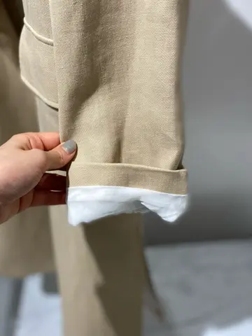 BEIGE， R.A コーディネート画像