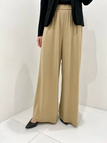 BEIGE， 田村 コーディネート画像