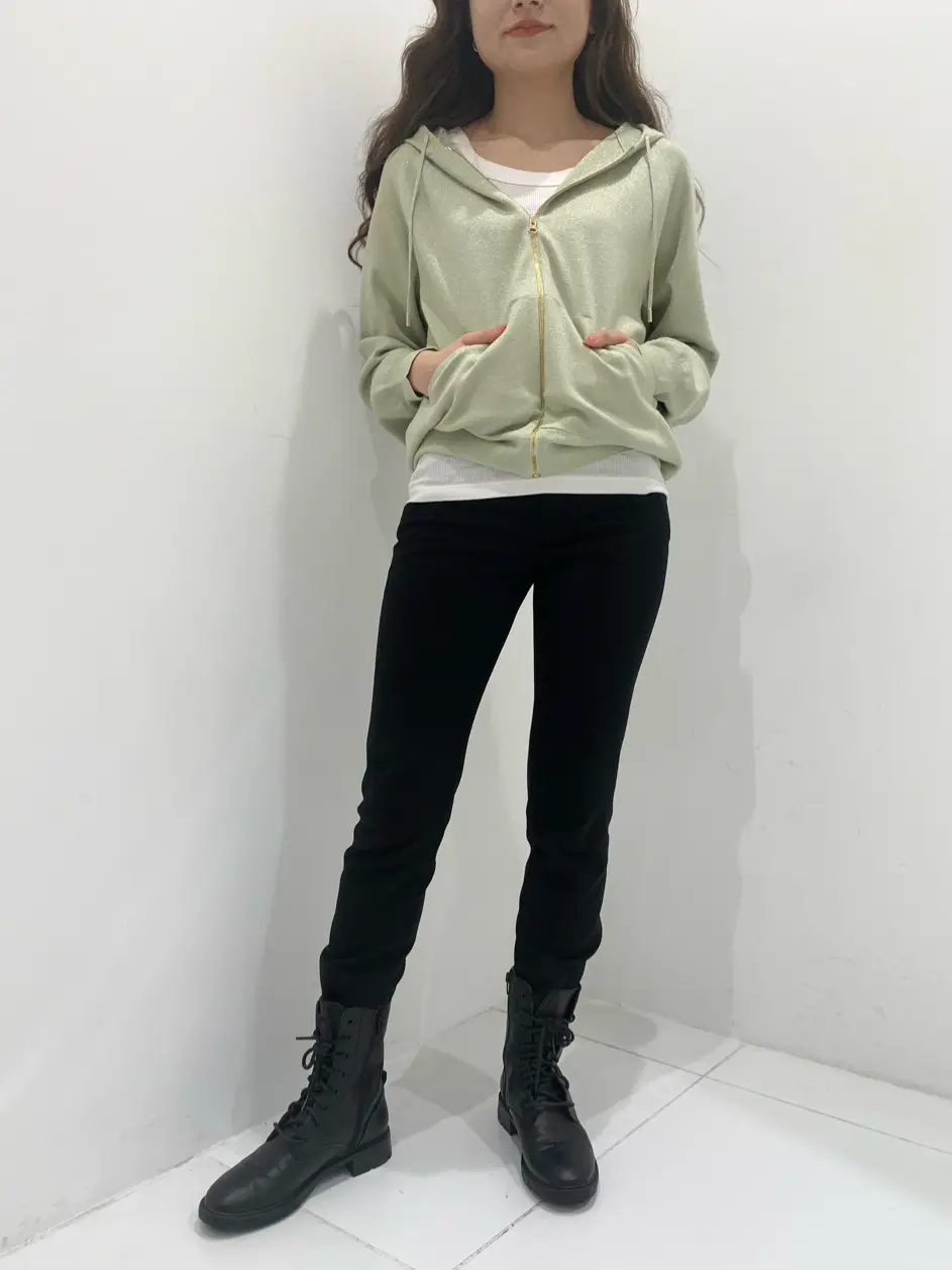 BEIGE， アライ コーディネート画像