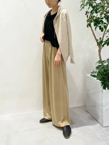 BEIGE， R.A コーディネート画像