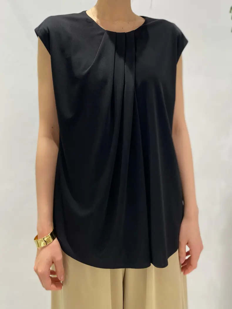 BEIGE， R.A コーディネート画像