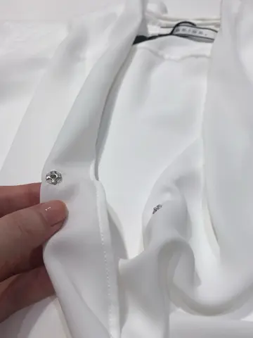 BEIGE， 藤木 コーディネート画像