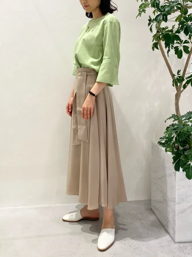 BEIGE， R.A コーディネート画像