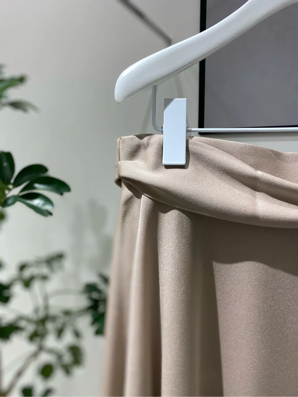 BEIGE， R.A コーディネート画像