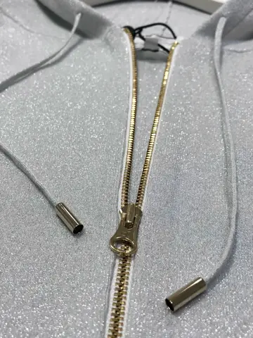 BEIGE， 藤木 コーディネート画像