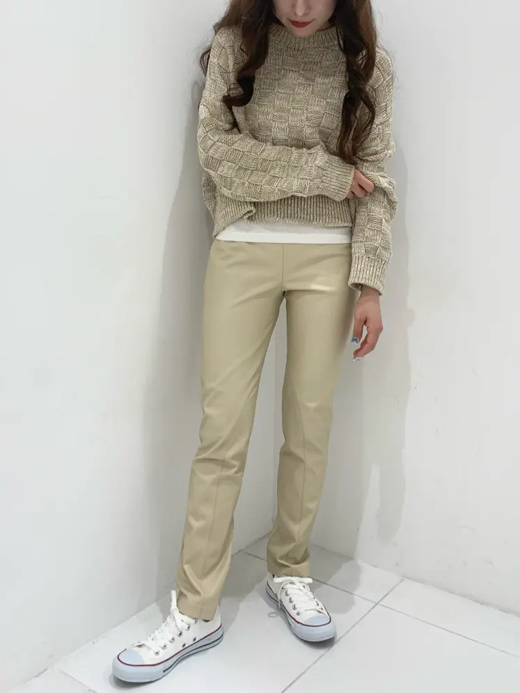 BEIGE， アライ コーディネート画像