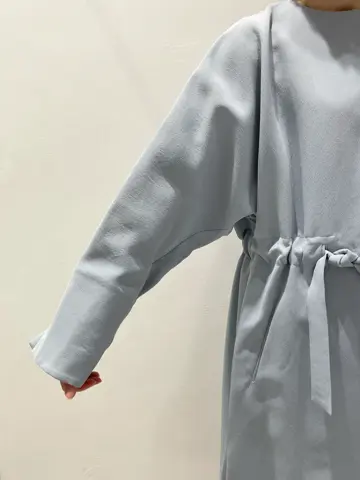 BEIGE， 小泉 コーディネート画像