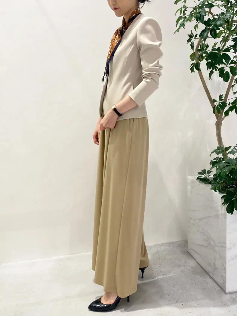 BEIGE， R.A コーディネート画像