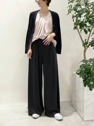 BEIGE， 小泉 コーディネート画像