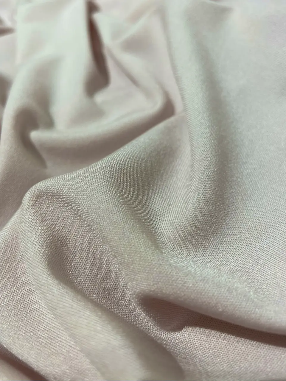 BEIGE， 小泉 コーディネート画像
