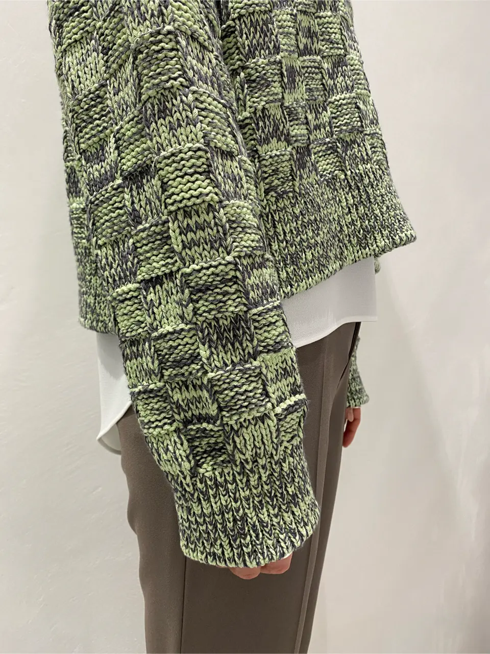 BEIGE， R.A コーディネート画像