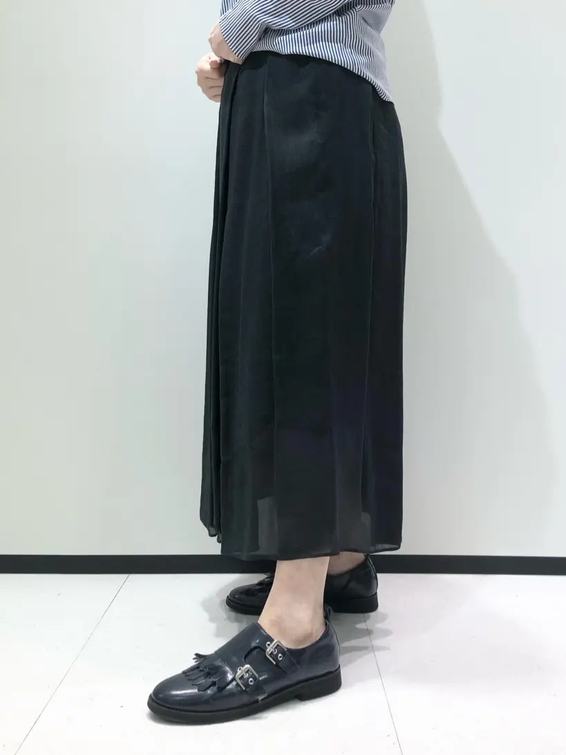 BEIGE， 藤木 コーディネート画像