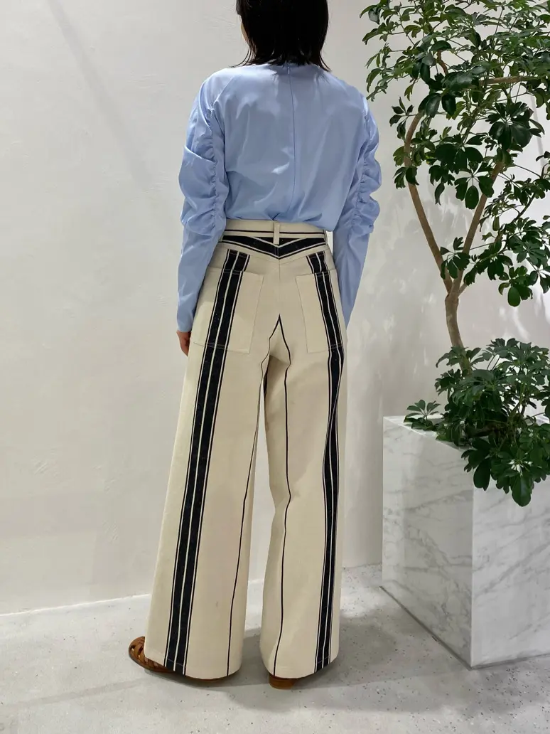 BEIGE， R.A コーディネート画像