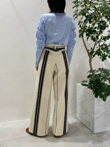 BEIGE， R.A コーディネート画像