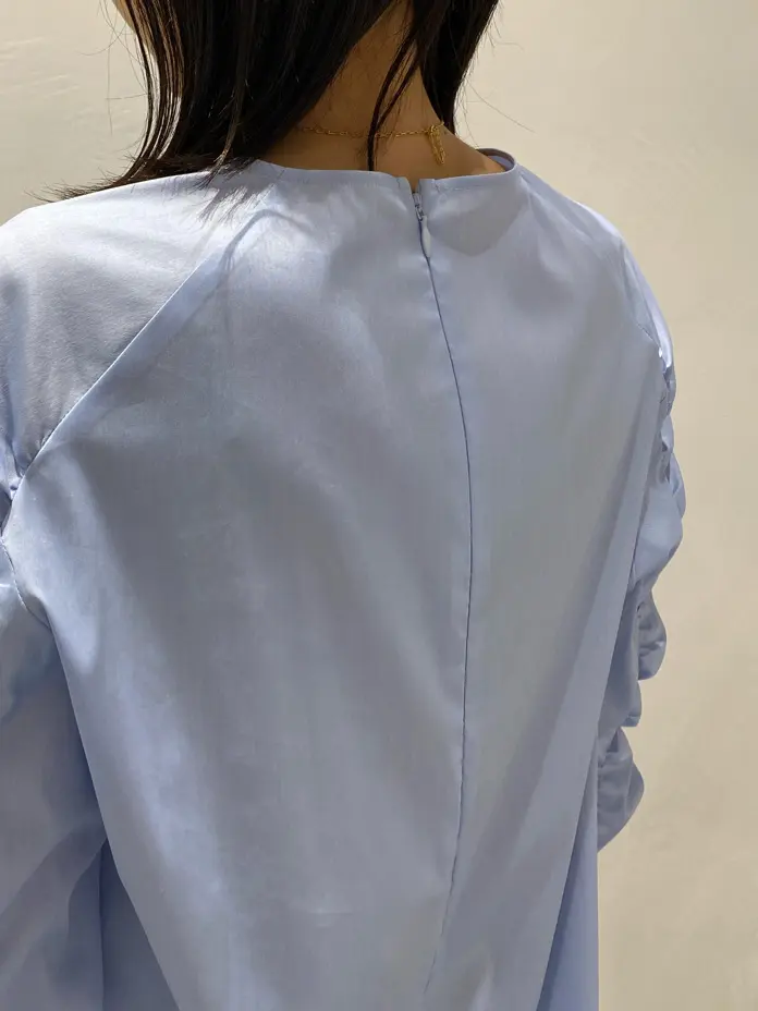 BEIGE， R.A コーディネート画像