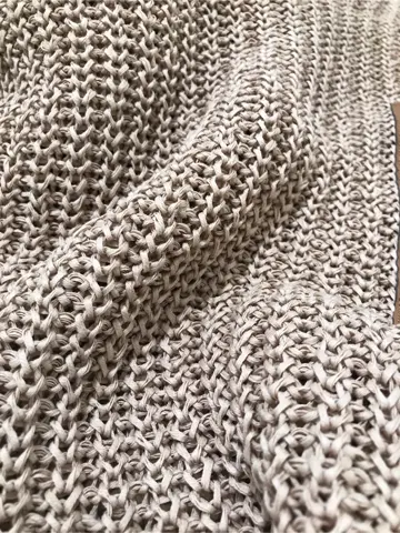 BEIGE， 柴田 コーディネート画像