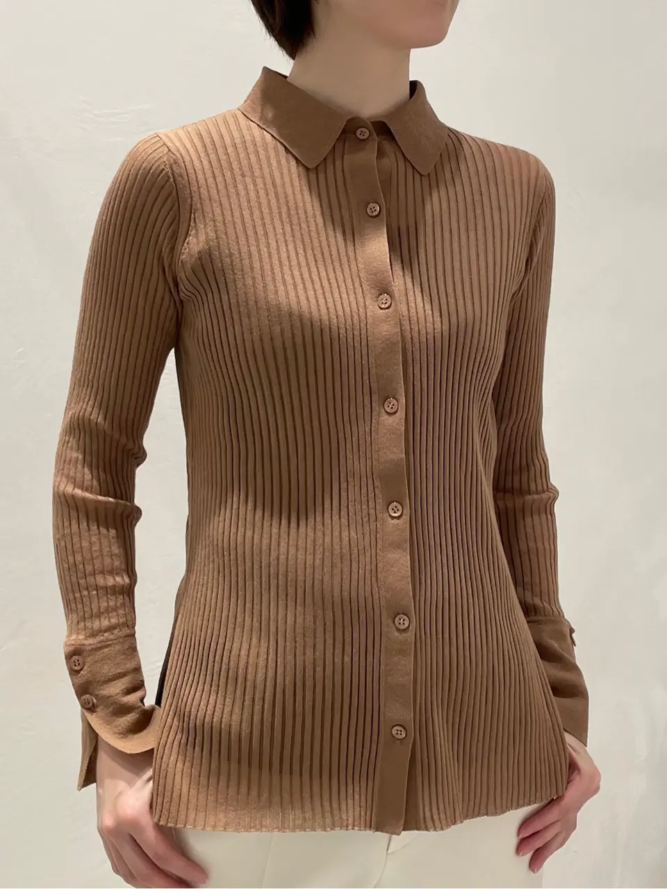 BEIGE， 小泉 コーディネート画像