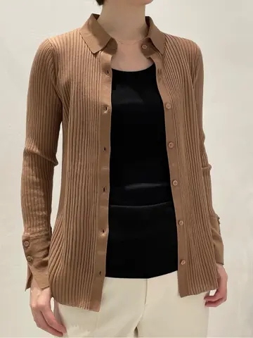 BEIGE， 小泉 コーディネート画像