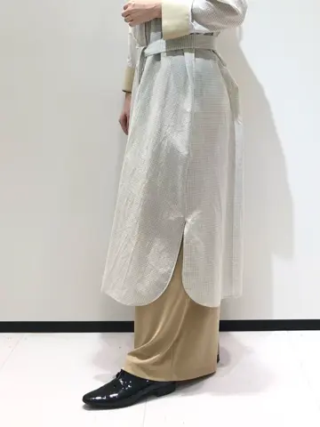 BEIGE， 藤木 コーディネート画像