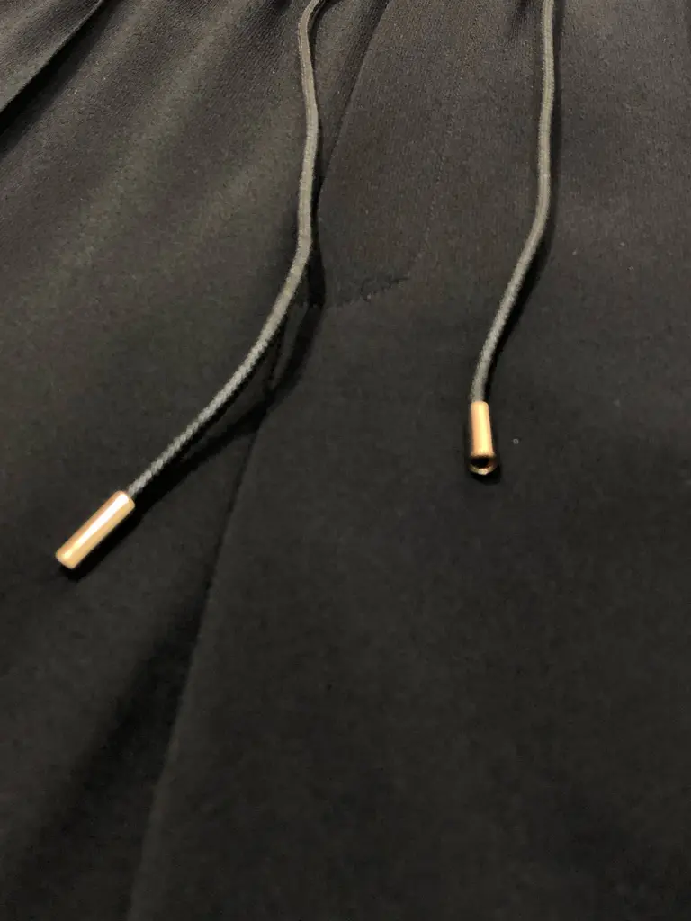 BEIGE， 藤木 コーディネート画像