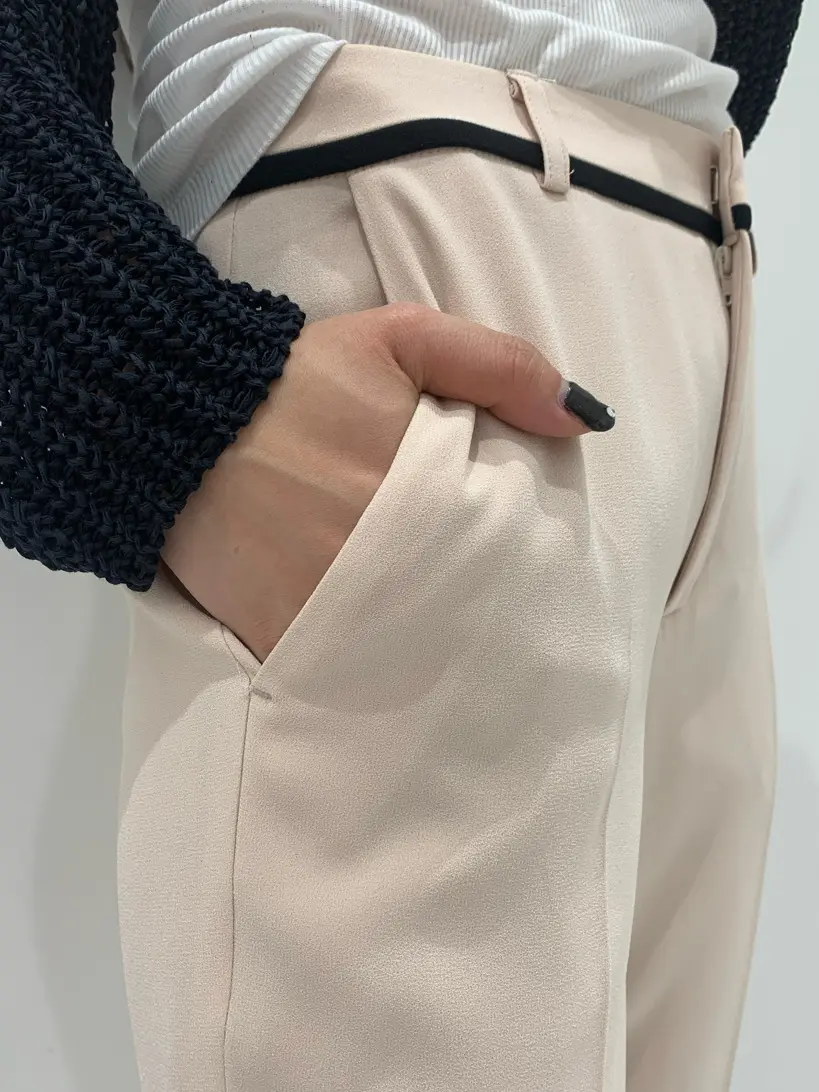 BEIGE， アライ コーディネート画像