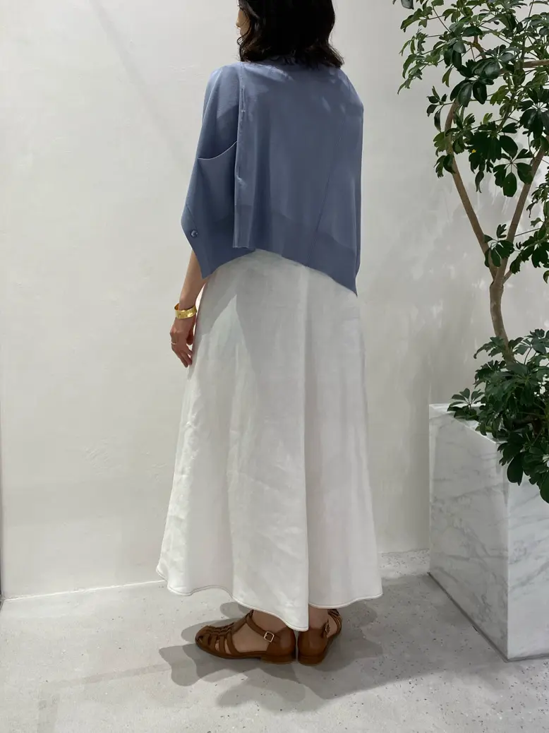 BEIGE， R.A コーディネート画像