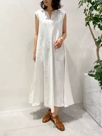 BEIGE， R.A コーディネート画像