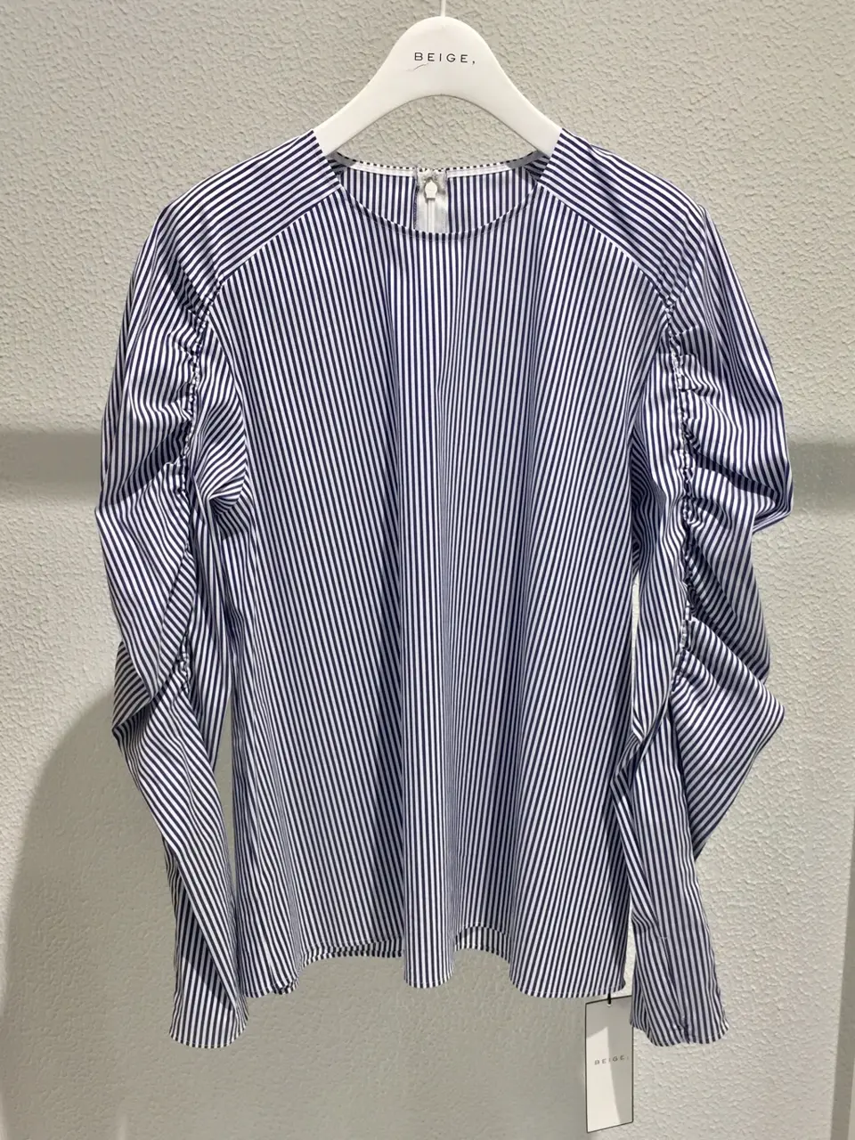 BEIGE， スタッフ コーディネート画像