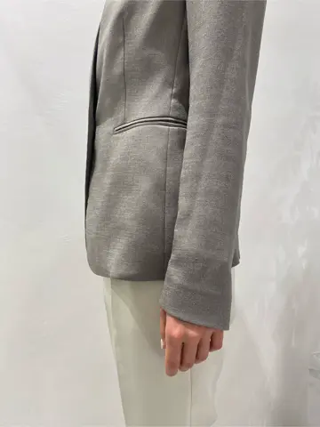 BEIGE， R.A コーディネート画像