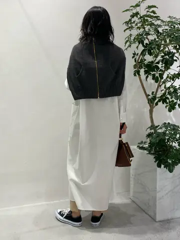 BEIGE， R.A コーディネート画像