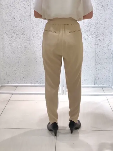 BEIGE， スタッフ コーディネート画像