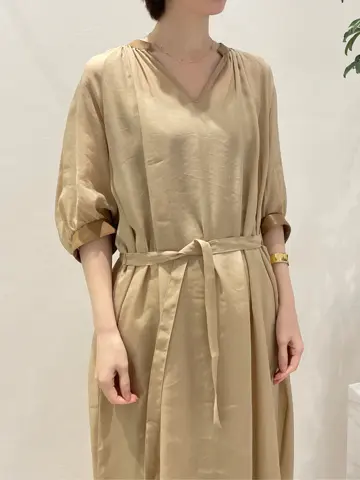 BEIGE， 小泉 コーディネート画像
