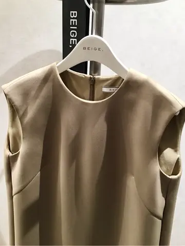 BEIGE， スタッフ コーディネート画像