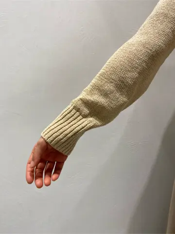 BEIGE， R.A コーディネート画像