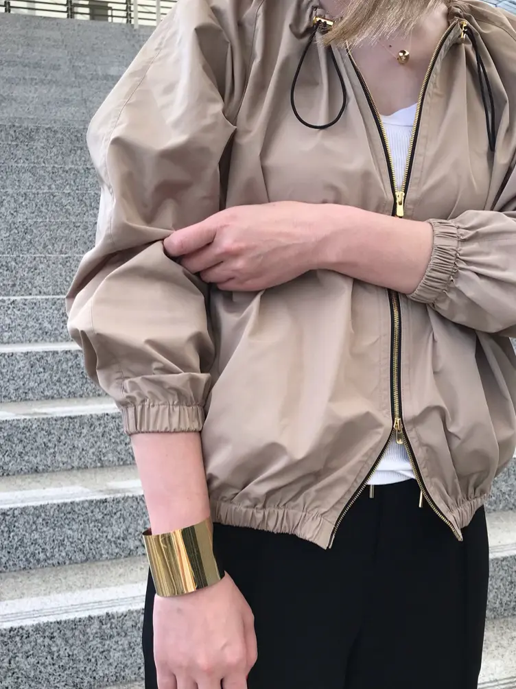 BEIGE， 柴田 コーディネート画像